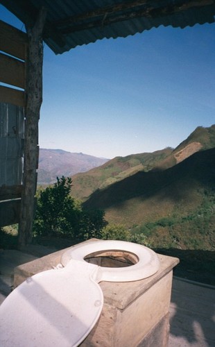 Toilets With A View 2.jpg (80 KB)